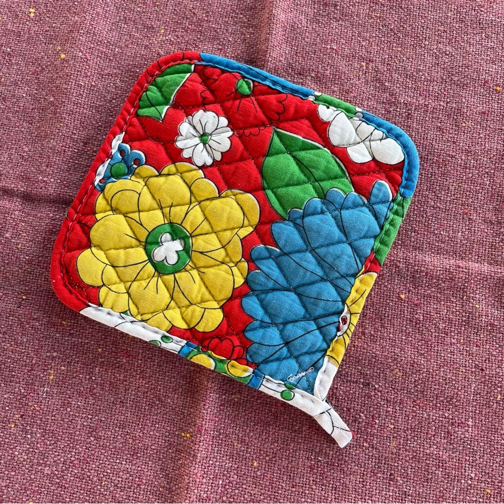 ♦️5/$15♦️ Vintage | 60s 70s Style Floral Primary Colors Potholder